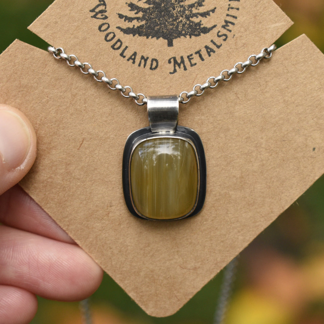 Yellow banded Agate pendant necklace in Sterling silver