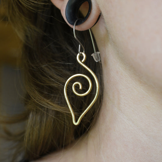 Swirly Brass Earrings - Hypoallergenic and Coated
