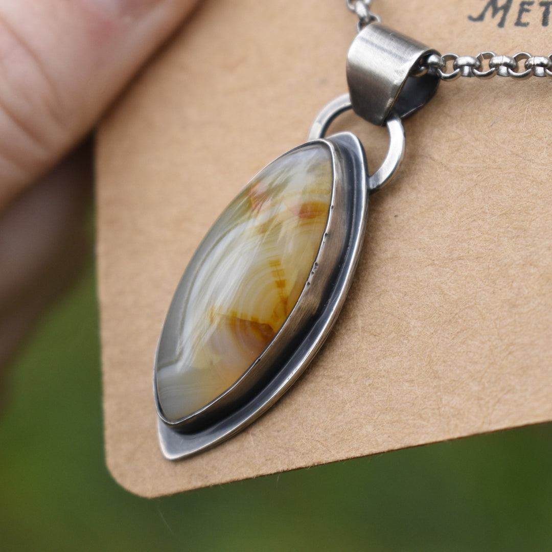 Sterling Silver Carnelian Agate Pendant Necklace