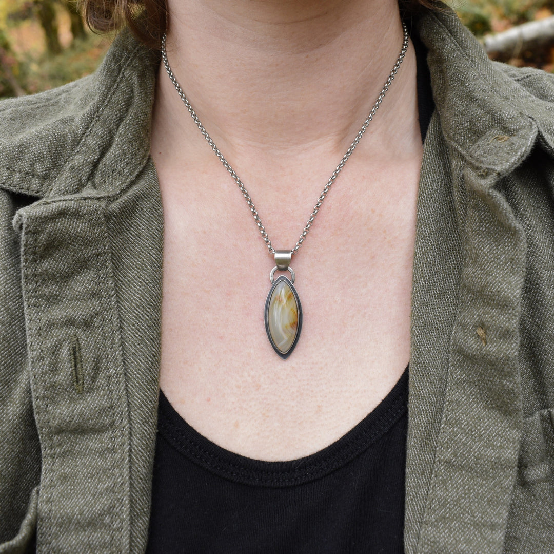 Sterling Silver Carnelian Agate Pendant Necklace