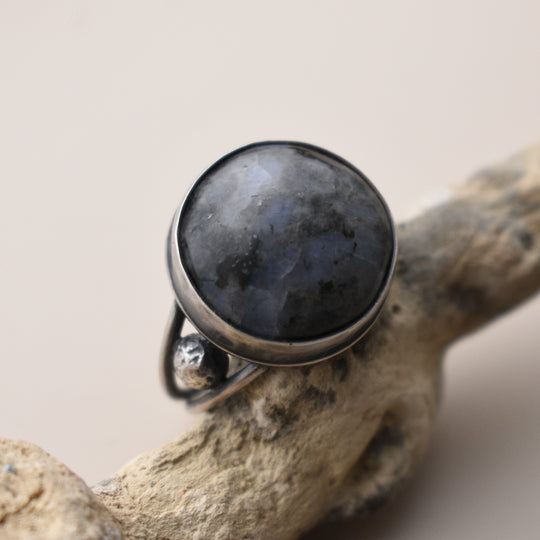 Washington Moonstone Ring in Sterling Silver, US Size 6.75