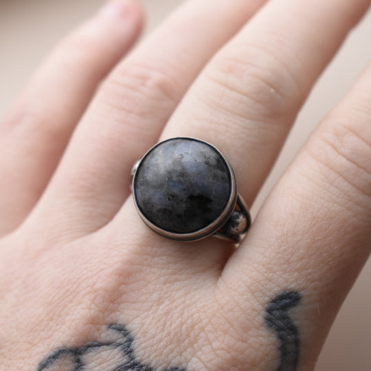 Washington Moonstone Ring in Sterling Silver, US Size 6.75