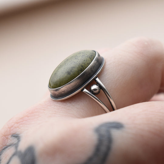 Epidote Ring in Sterling Silver - US Size 8