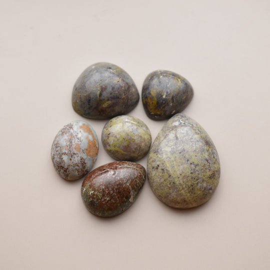 Mixed Stone Cabochon Lot