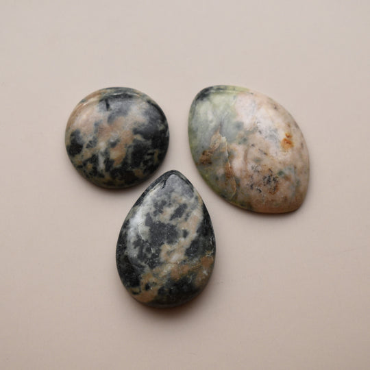 Washington Cabochons Mixed Lot