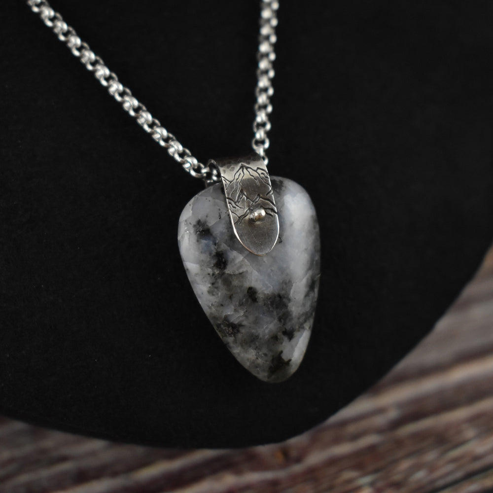 Washington Moonstone Necklace