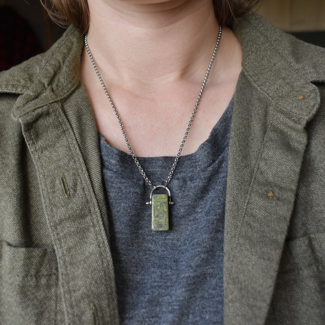 Women's Epidote Necklace