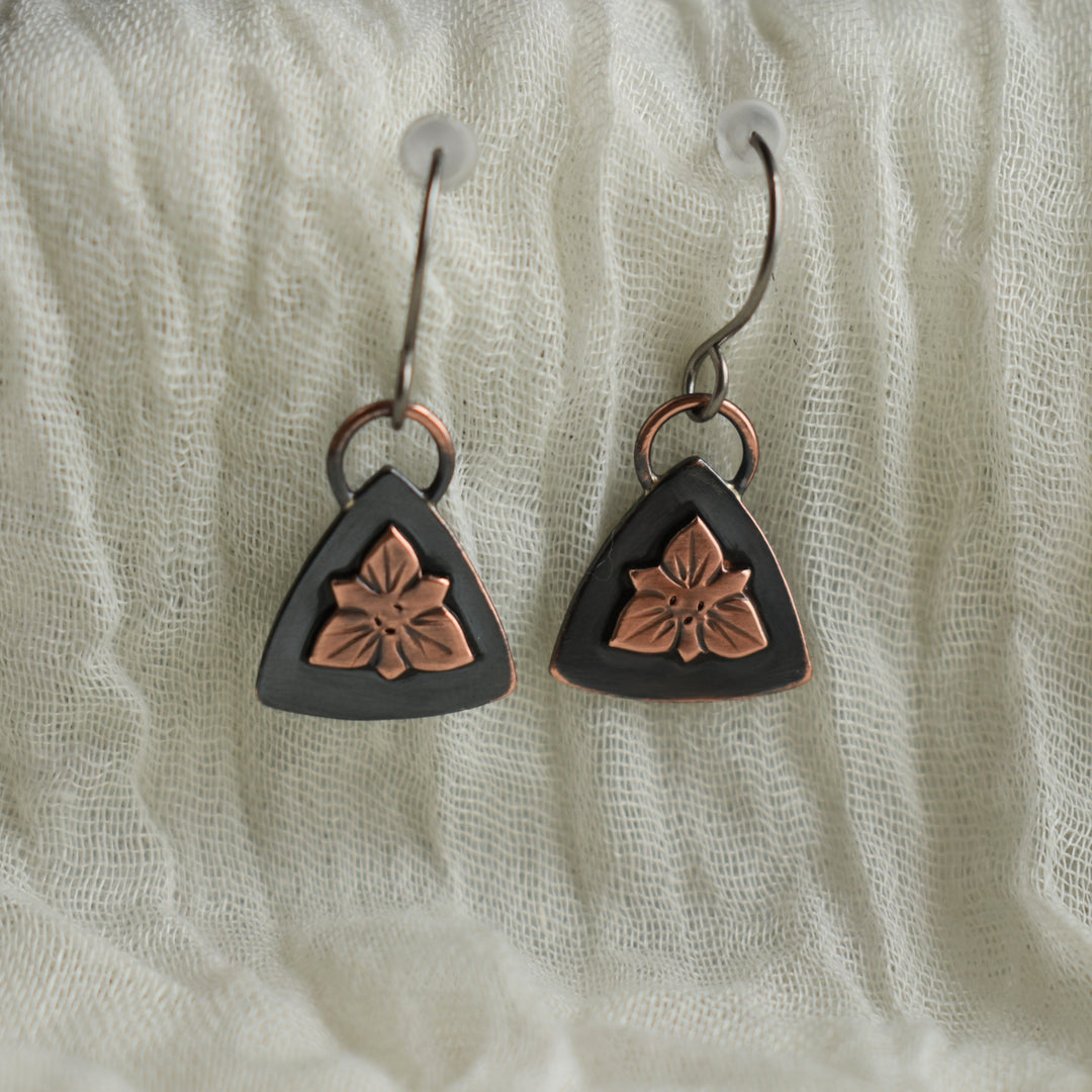 Handmade trillium earrings in copper with hypoallergenic hooks