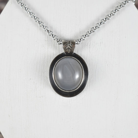 gray banded Agate necklace in Sterling silver