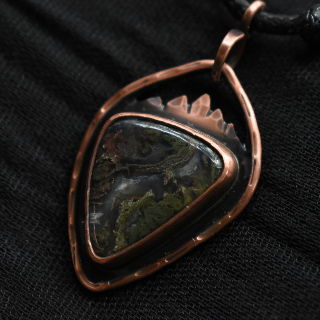 green moss agate pendant necklace