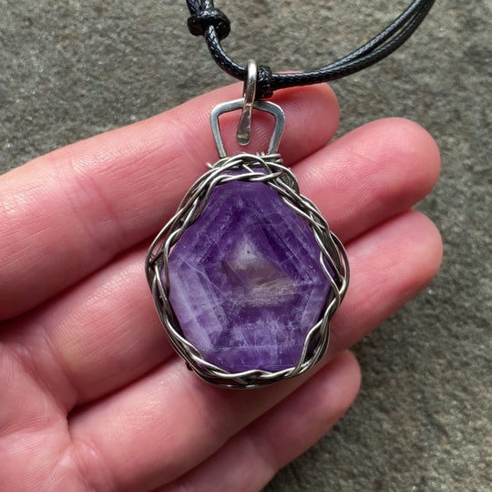 Chevron Amethyst Pendant Necklace in Sterling Silver | Adjustable