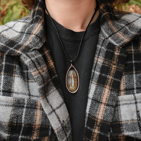 pendant necklace made with copper and Washington state carnelian agate