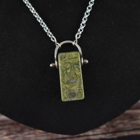 Women's Epidote Necklace